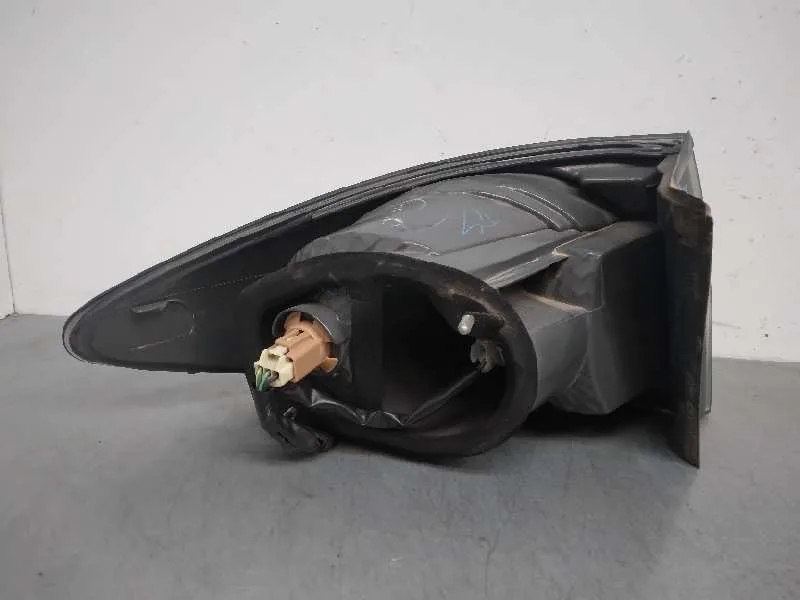 Piloto Trasero Derecho para Mazda 6 Monovolumen (Gy)