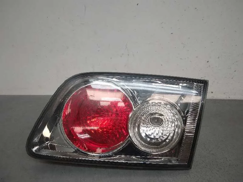 Piloto Trasero Derecho Interior para Mazda 6 Monovolumen (Gy)