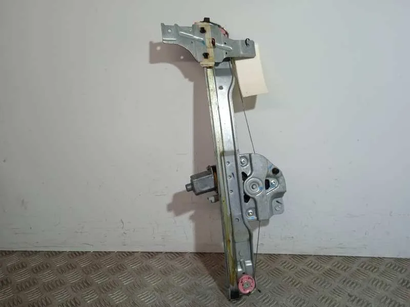 Elevalunas Delantero Derecho para Peugeot 208