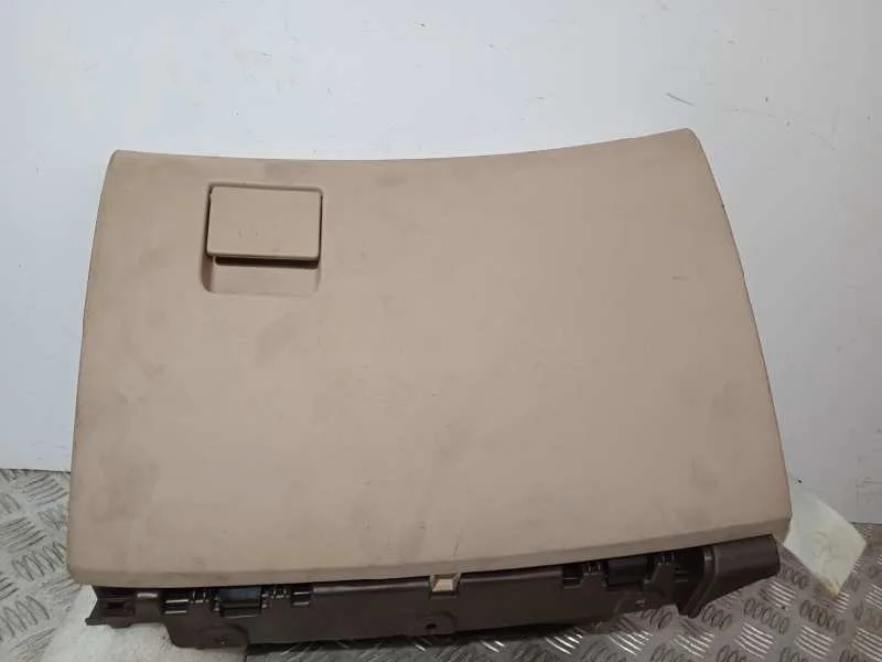 Guantera para Opel Insignia Berlina