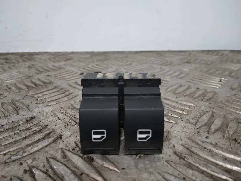 Mando Elevalunas Delantero Izquierdo para Seat Ibiza (6J5)