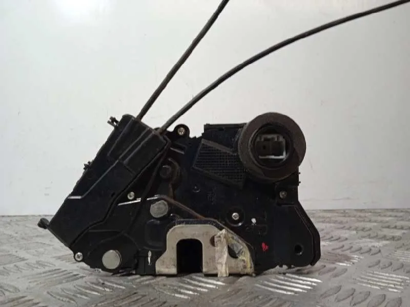 Cerradura Puerta Delantera Derecha para Toyota Prius (Nhw20)