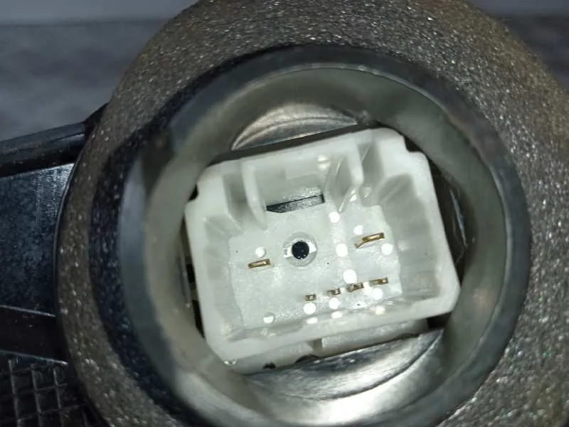 Cerradura Puerta Delantera Derecha para Toyota Prius (Nhw20)