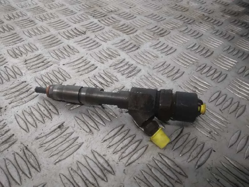 Inyector para Renault Trafic Caja Cerrada (Ab 4.01)