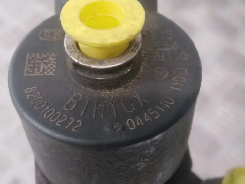 Inyector para Renault Trafic Caja Cerrada (Ab 4.01)