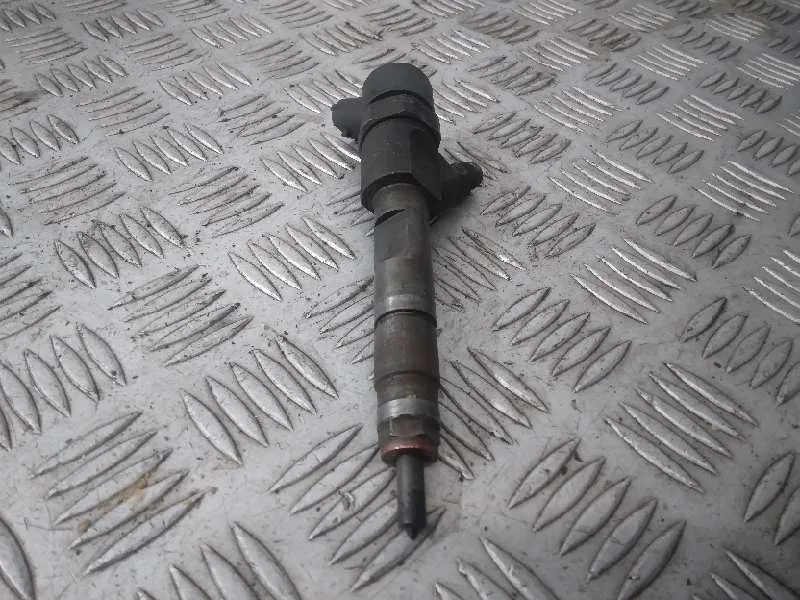 Inyector para Renault Trafic Caja Cerrada (Ab 4.01)