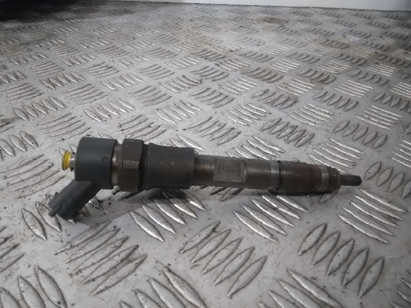 Inyector para Renault Trafic Caja Cerrada (Ab 4.01)