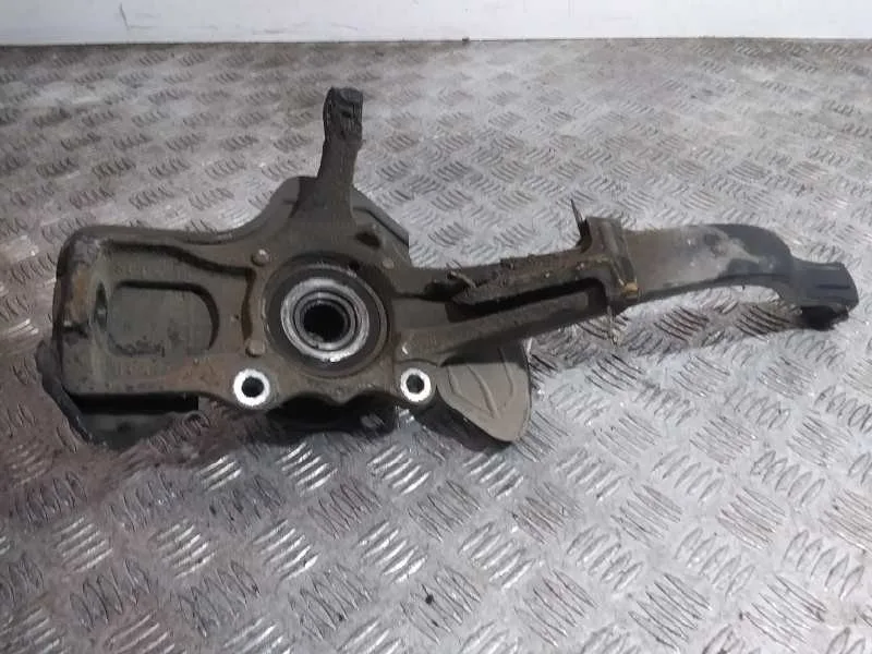 Mangueta Delantera Izquierda para Alfa Romeo Gt (125)