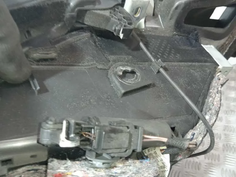 Guantera para Audi A6 Berlina (4F2)