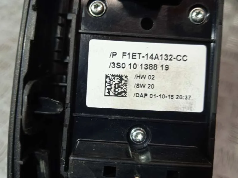 Mando Elevalunas Delantero Izquierdo para Ford Focus Lim.