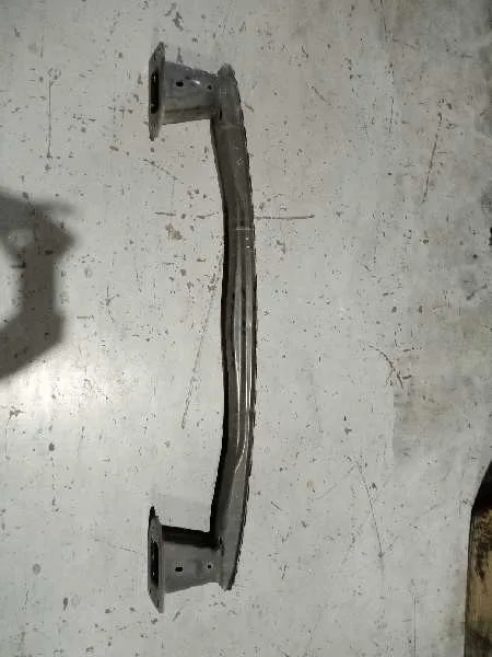 Refuerzo Paragolpes Trasero para Ford Focus Turn.