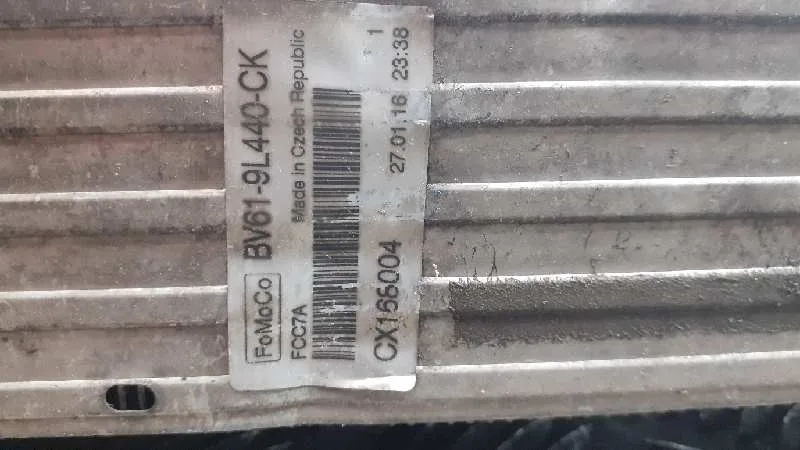 Intercooler para Ford Focus Turn.