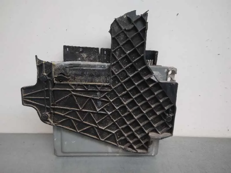 Centralita Motor Uce para Renault Megane Iv Berlina 5P