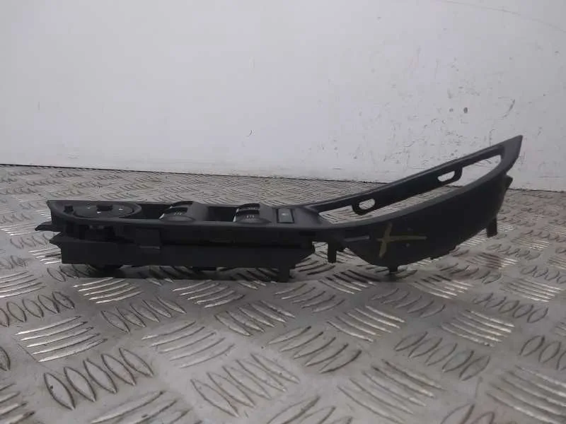Mando Elevalunas Delantero Izquierdo para Ford Focus Lim.