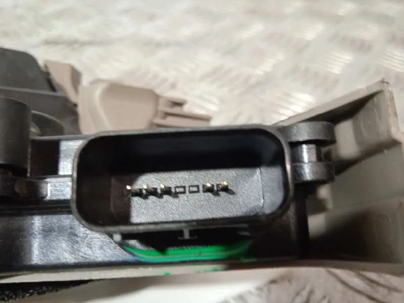 Cerradura Puerta Delantera Derecha para Kia Ceed