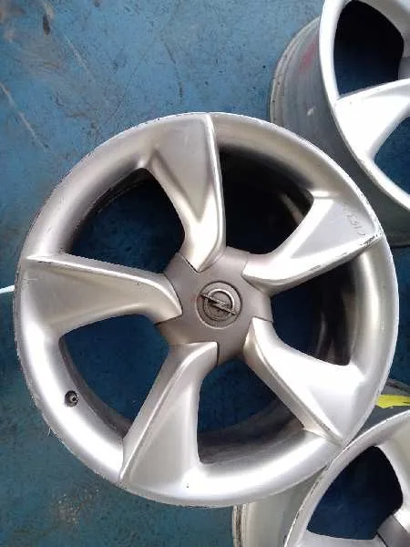 Juego Llantas para Opel Astra J Gtc