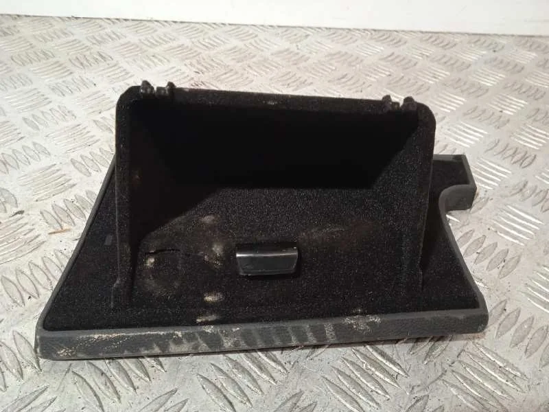 Guantera para Volkswagen Arteon (3H8)