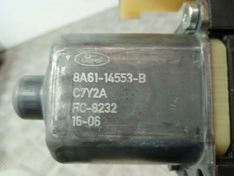 Motor Elevalunas Delantero Derecho para Ford Fiesta (Ccn)