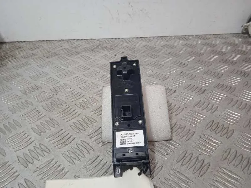 Mando Elevalunas Delantero Izquierdo para Ford Fiesta (Ccn)