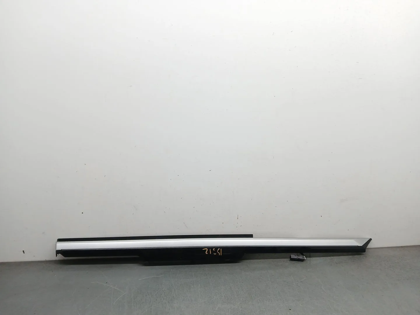 Moldura para Volkswagen Arteon (3H8)