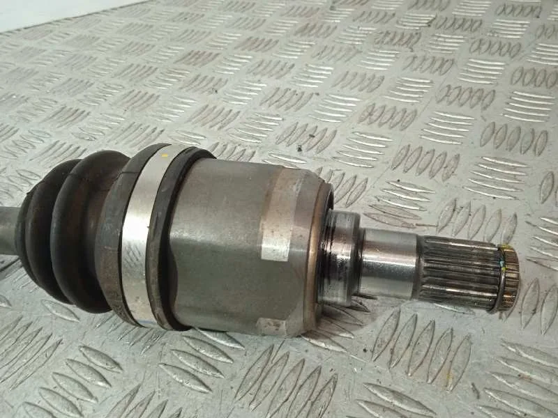 Transmision Delantera Izquierda para Kia Ceed