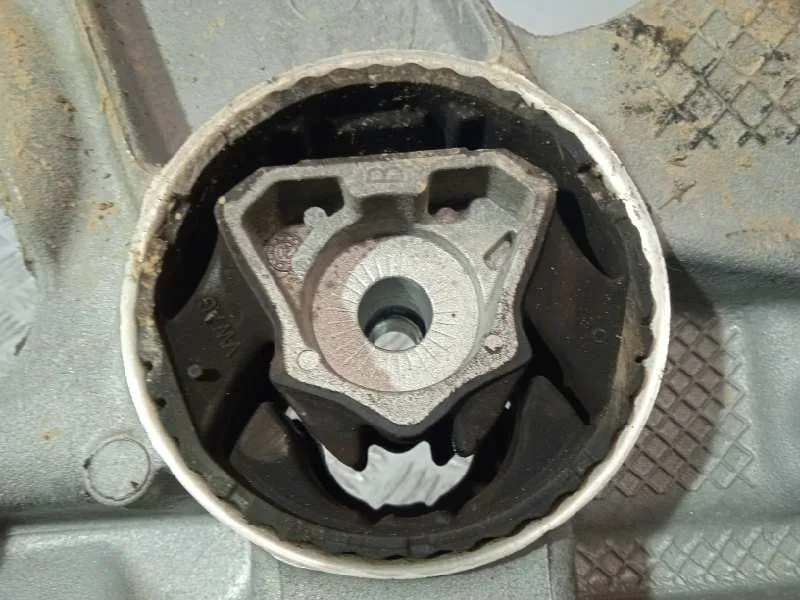 Puente Delantero para Volkswagen Arteon (3H8)