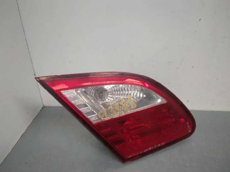 Piloto Trasero Izquierdo Interior para Chrysler Sebring Berlina