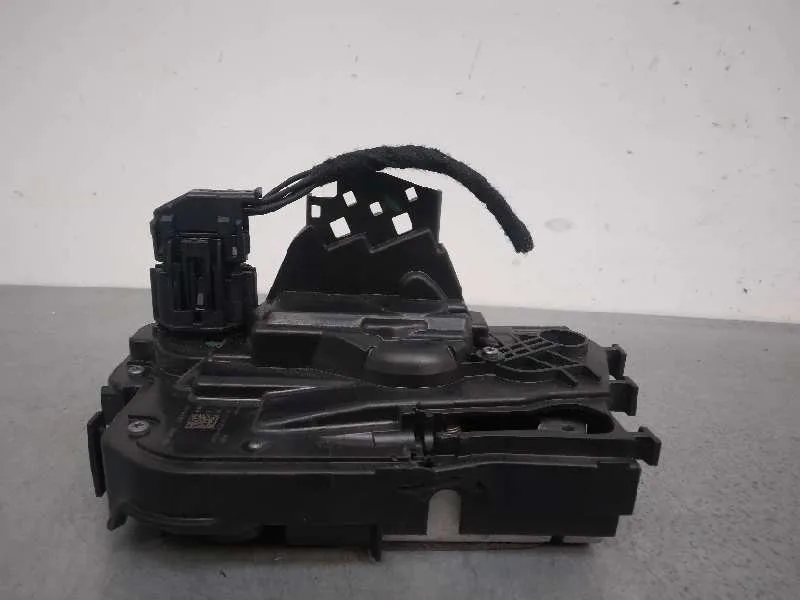 Cerradura Puerta Trasera Derecha para Ford Focus