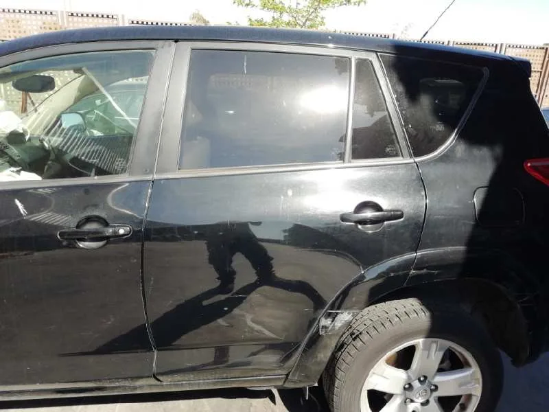 Puerta Trasera Izquierda para Toyota Rav 4 (A3)