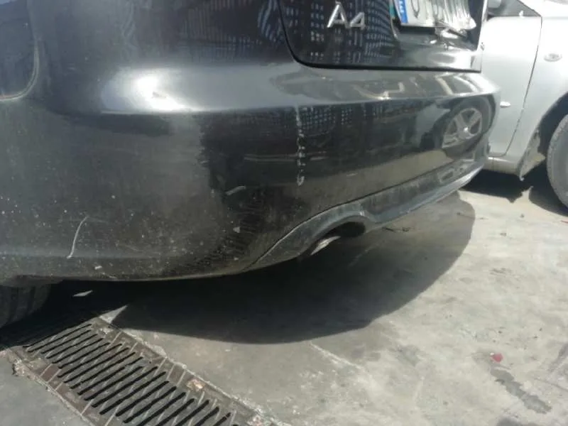 Paragolpes Trasero para Audi A4 Avant (8E)