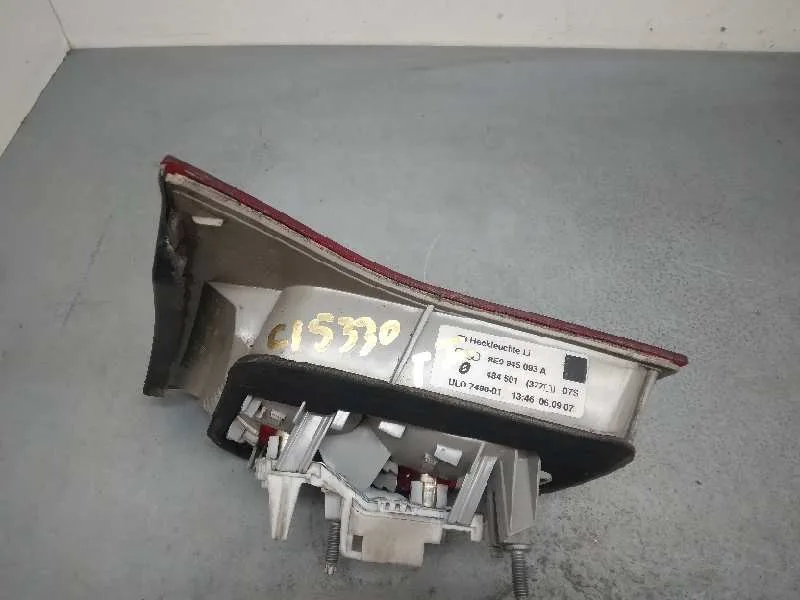 Piloto Trasero Izquierdo Interior para Audi A4 Avant (8E)