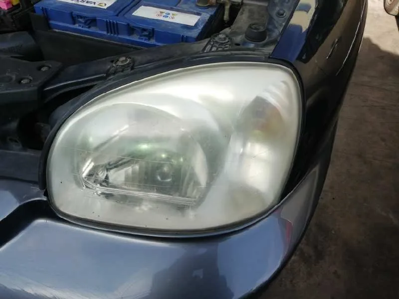 Faro Izquierdo para Hyundai Santa Fe (Sm)