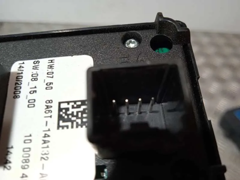 Mando Elevalunas Delantero Izquierdo para Ford Fiesta (Cb1)