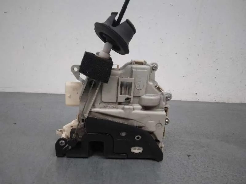 Cerradura Puerta Delantera Derecha para Audi A4 Ber. (B8)