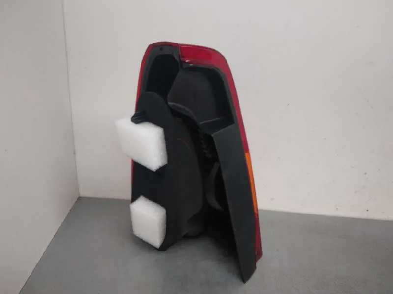 Piloto Trasero Derecho para Dacia Logan