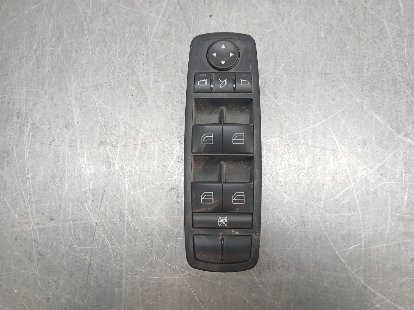 Mando Elevalunas Delantero Izquierdo para Mercedes-Benz Clase M (W164)