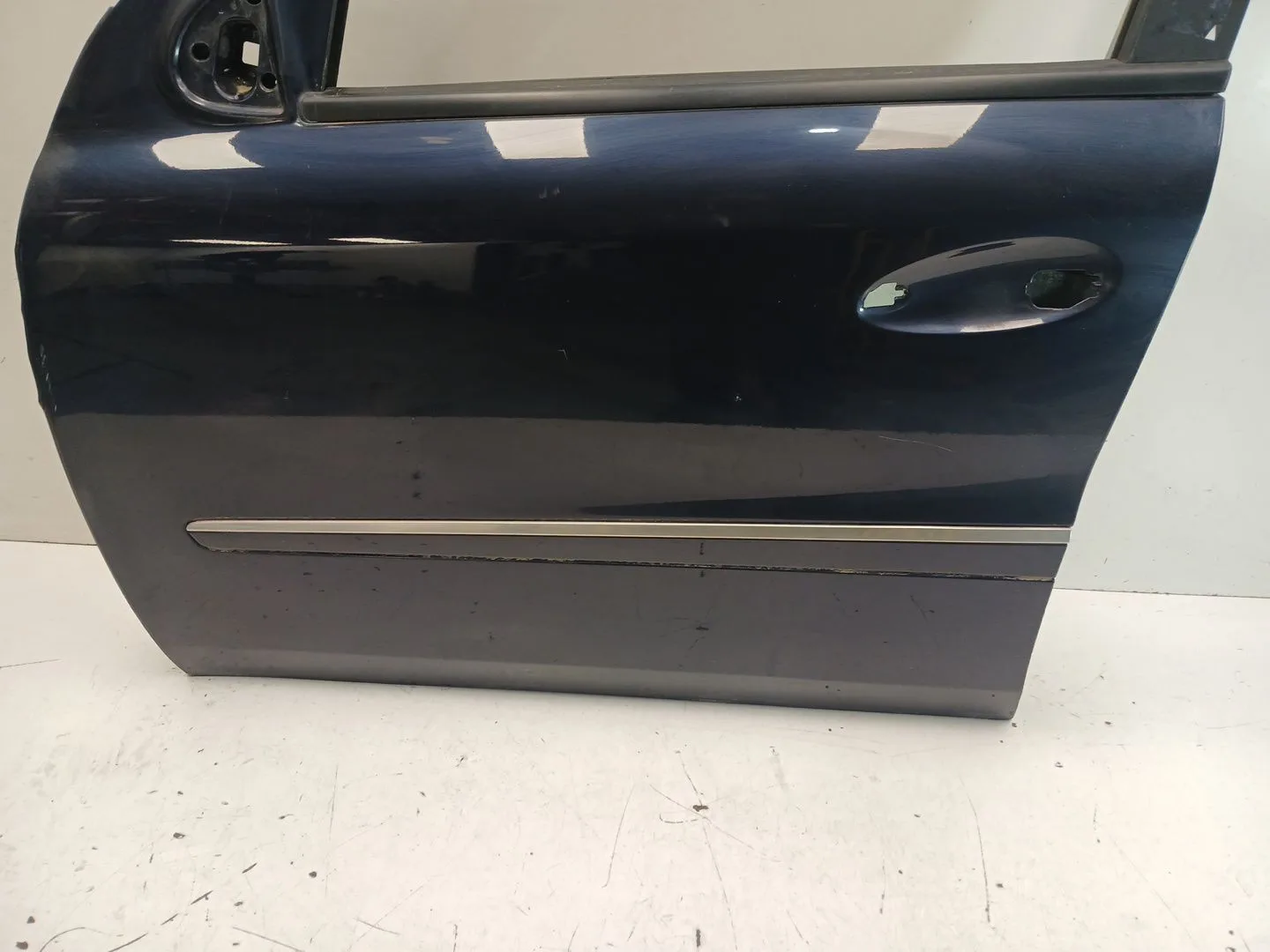 Puerta Delantera Izquierda para Mercedes-Benz Clase M (W164)