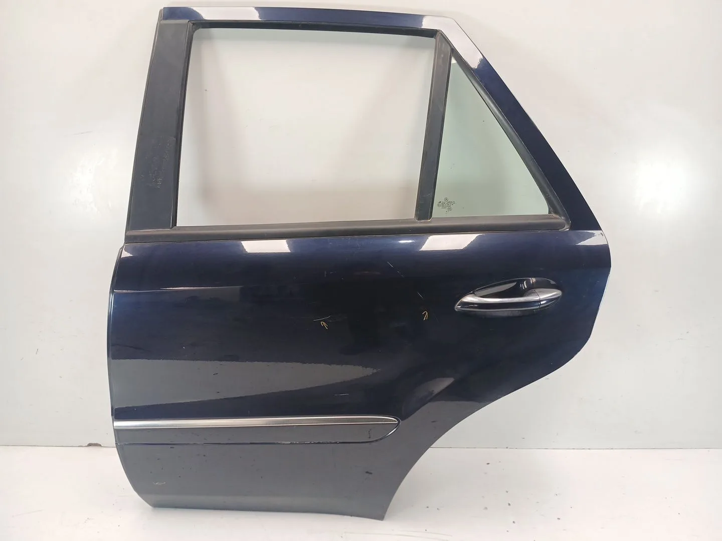Puerta Trasera Izquierda para Mercedes-Benz Clase M (W164)