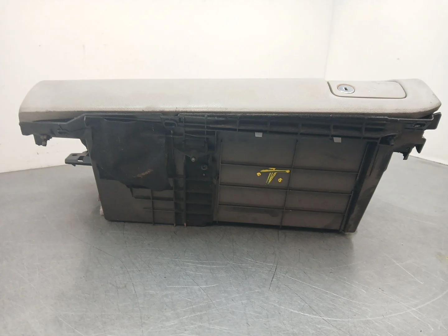 Guantera para Mercedes-Benz Clase M (W164)