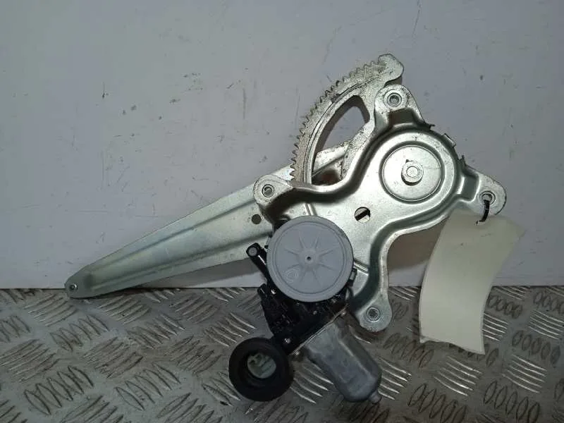 Elevalunas Trasero Derecho para Toyota Rav 4 (A3)