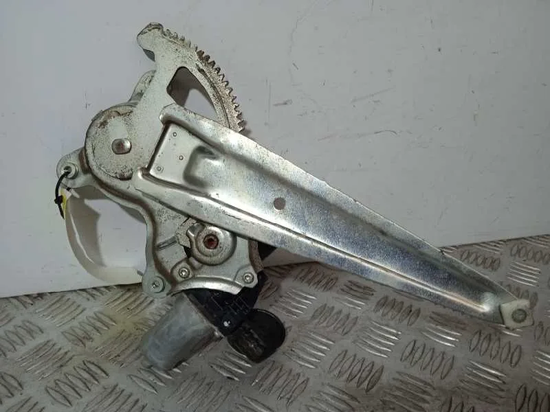 Elevalunas Trasero Derecho para Toyota Rav 4 (A3)