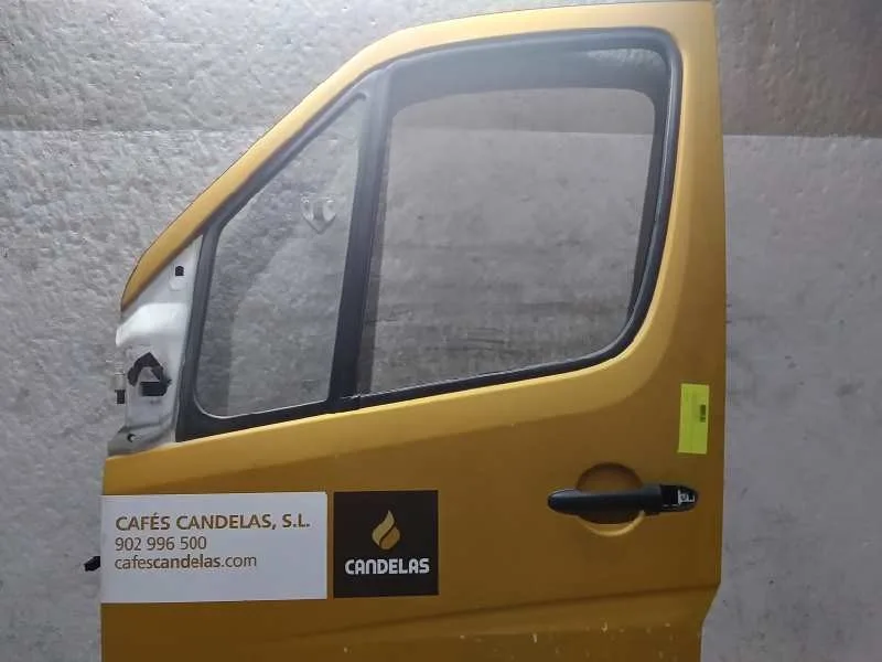 Puerta Delantera Derecha para Mercedes-Benz Sprinterii Caja Cerrada (Desde 01.06)