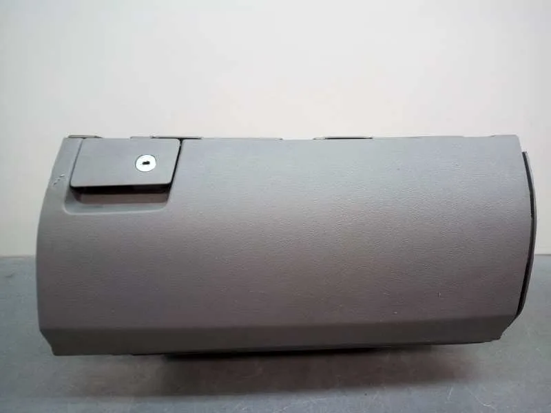 Guantera para Mercedes-Benz Sprinterii Caja Cerrada (Desde 01.06)