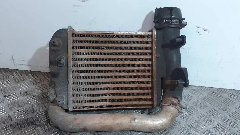 Intercooler para Audi A6 Berlina (4F2)