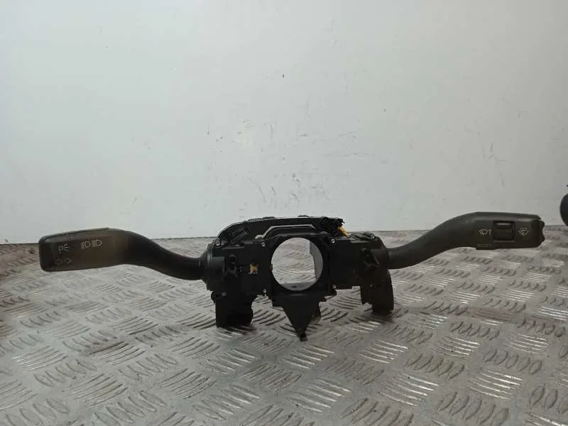 Mando Multifuncion para Audi A6 Berlina (4F2)