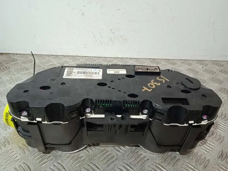 Cuadro Instrumentos para Audi A5 Coupe (8T)