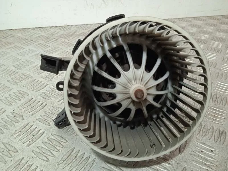 Motor Calefaccion para Audi A5 Coupe (8T)