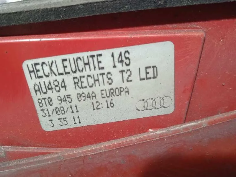 Piloto Trasero Derecho Interior para Audi A5 Coupe (8T)