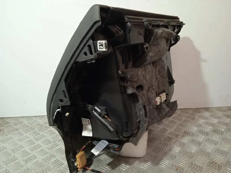 Guantera para Audi A5 Coupe (8T)
