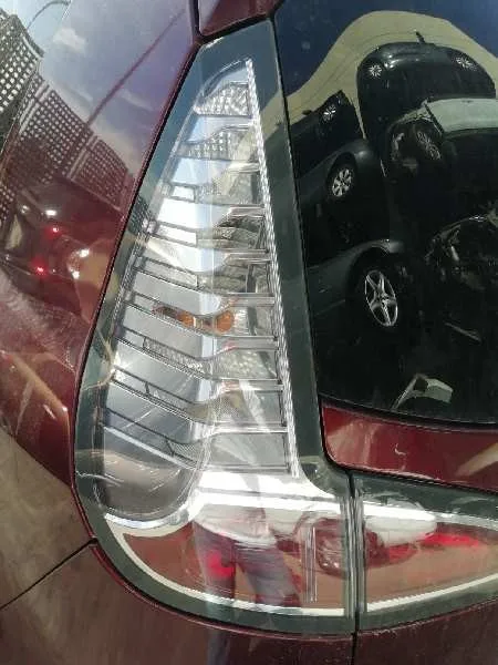 Piloto Trasero Izquierdo para Renault Scenic Iii